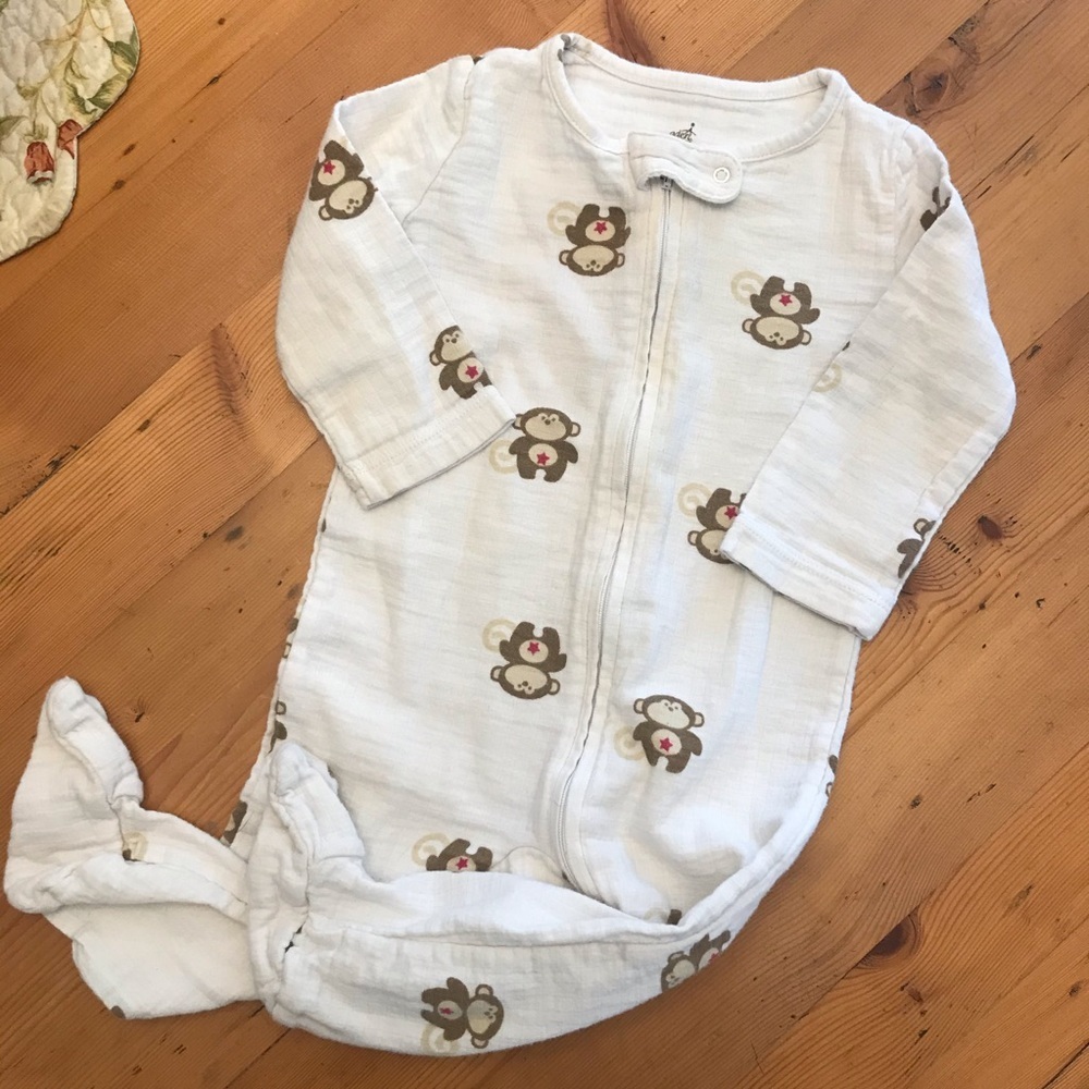 🍼 Aden Zippered One Piece